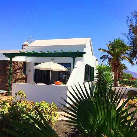 Casa de Férias Casita Blanca, Jardín Del Sol 1